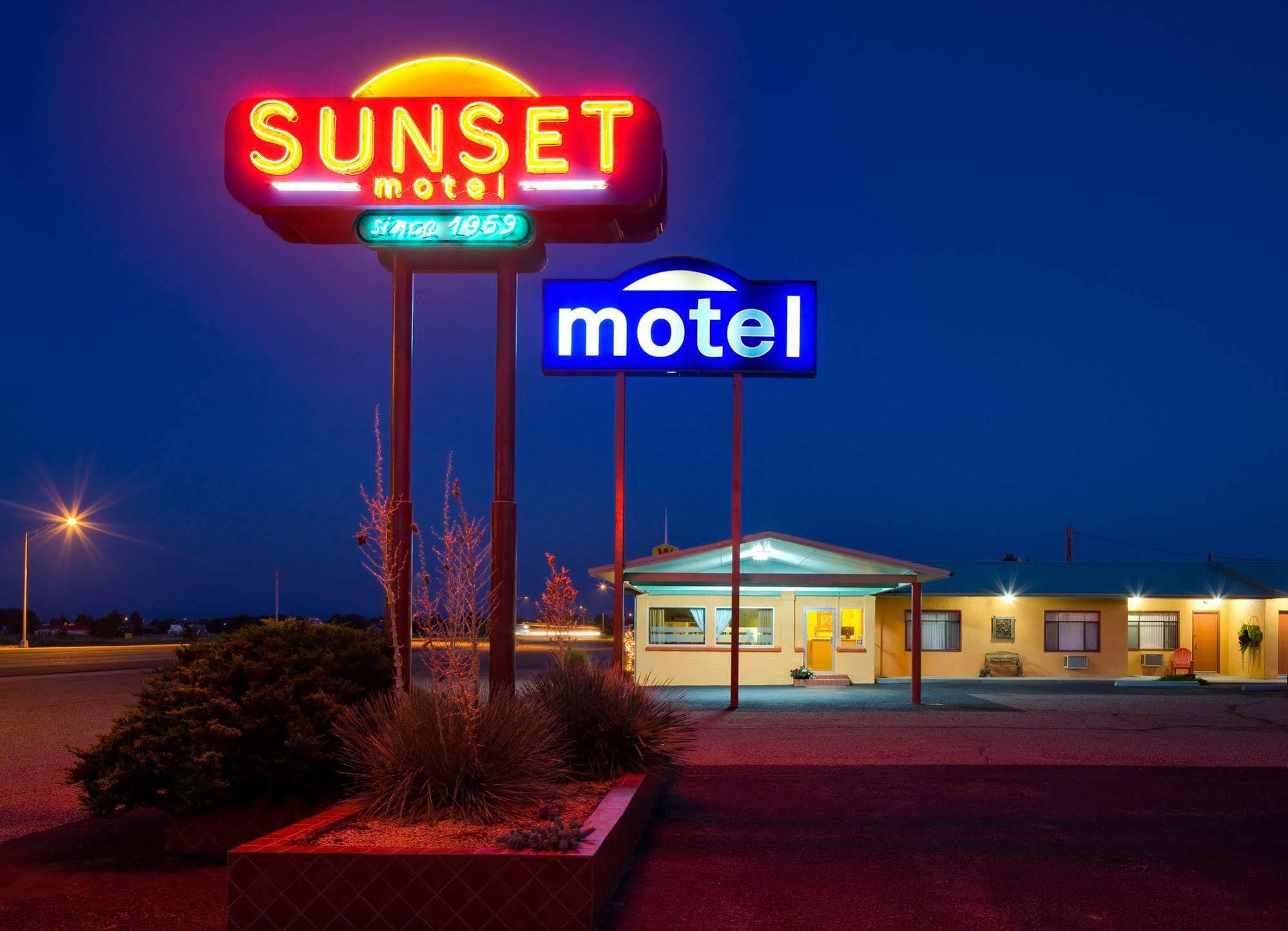Sunset Motel Moriarty المظهر الخارجي الصورة