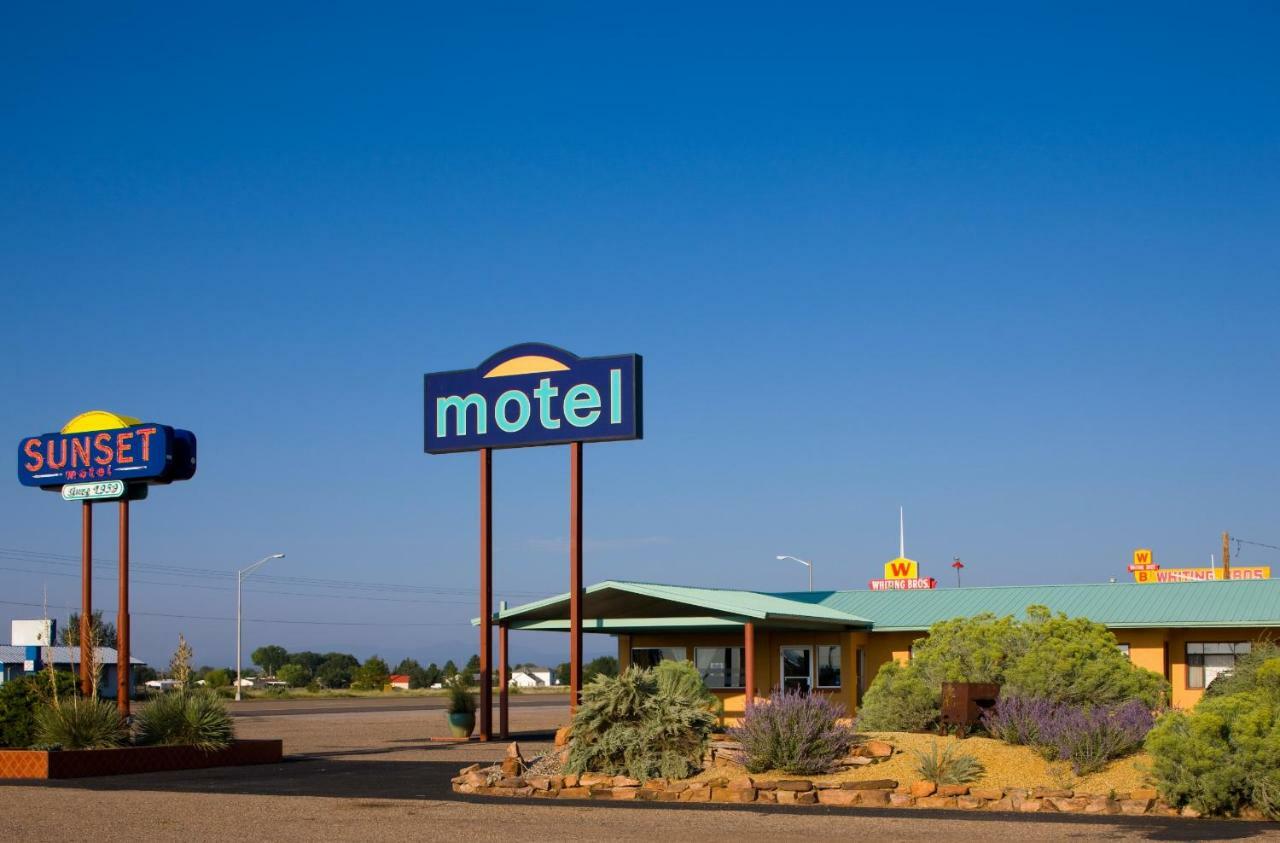 Sunset Motel Moriarty المظهر الخارجي الصورة
